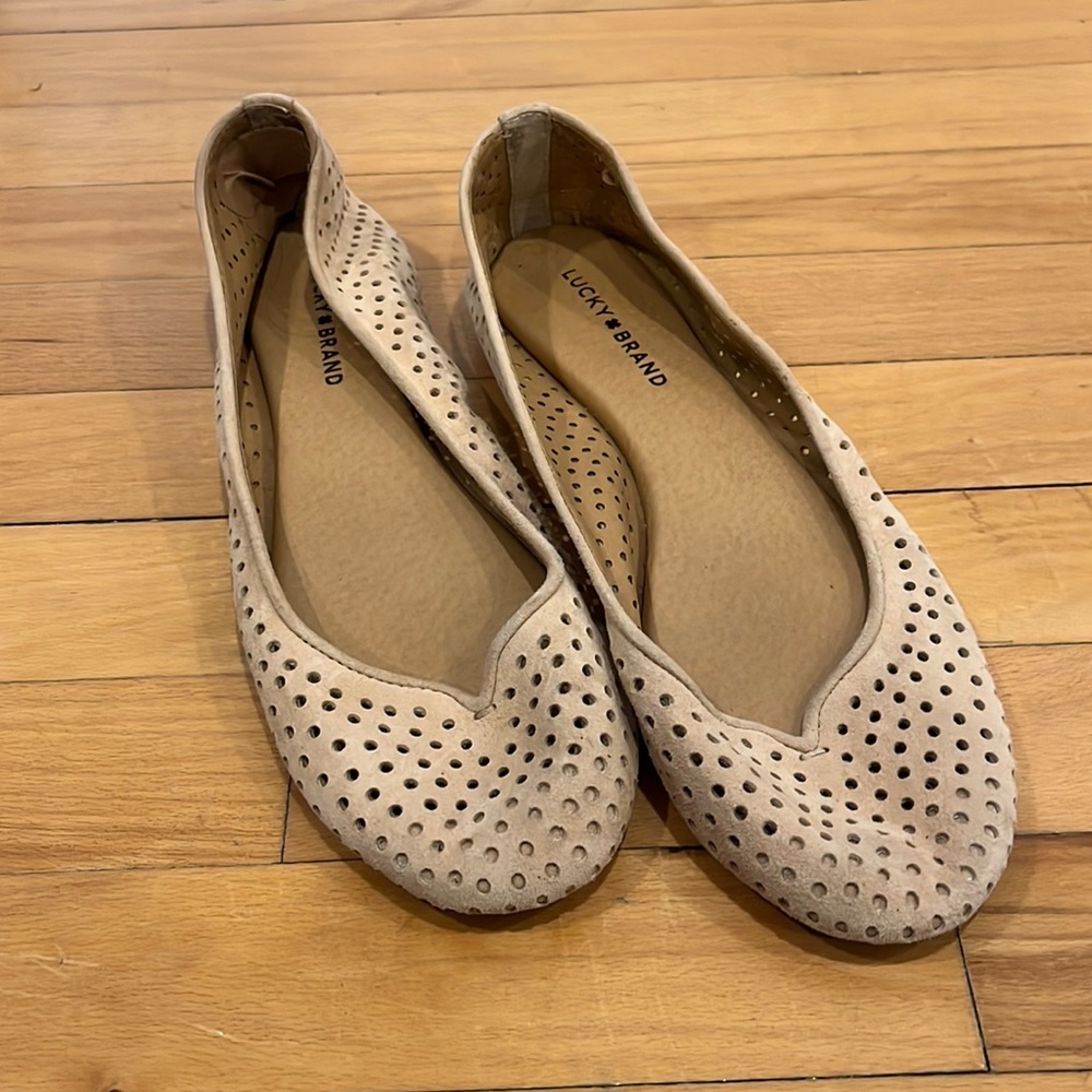 Lucky Brand nude flats size 10